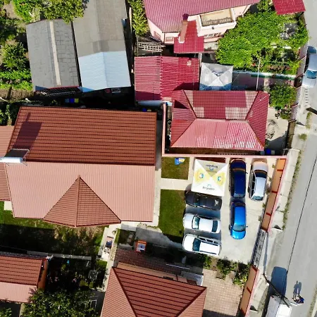 Pensiunea Cosmin بيت ضيافة 3*